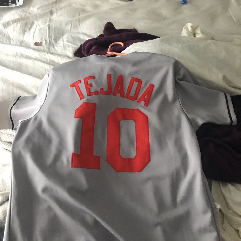 Tejada Orioles Jersey. Gray.